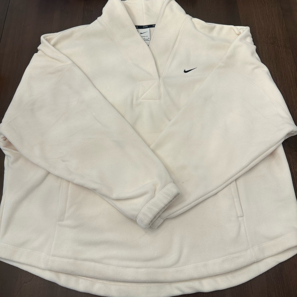 Nike Therma-FIT One Women's Oversized Long-Sleeve Fleece Top Size- XL